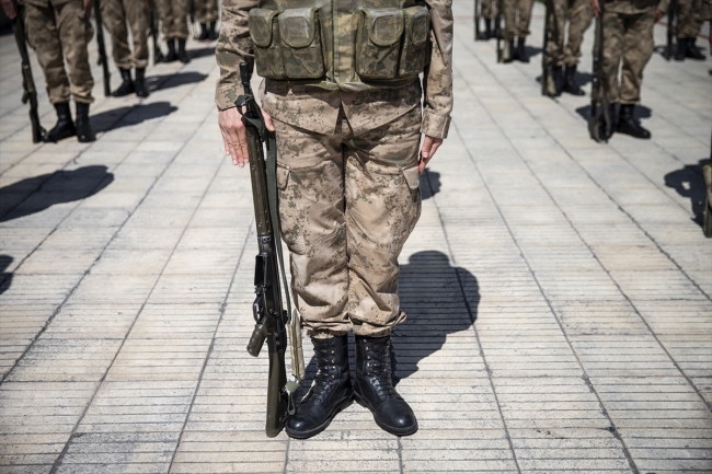 Geleceğin kahraman kadın jandarmalarını onlar yetiştiriyor